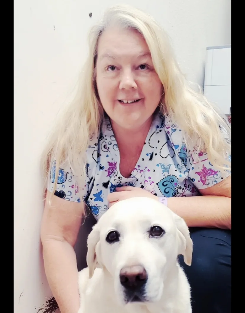 Lange Veterinary Center Susan Room Assistant